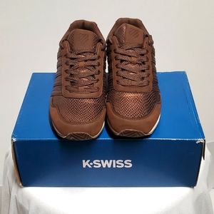 Womans K SWISS  New Haven Athentic Shoes